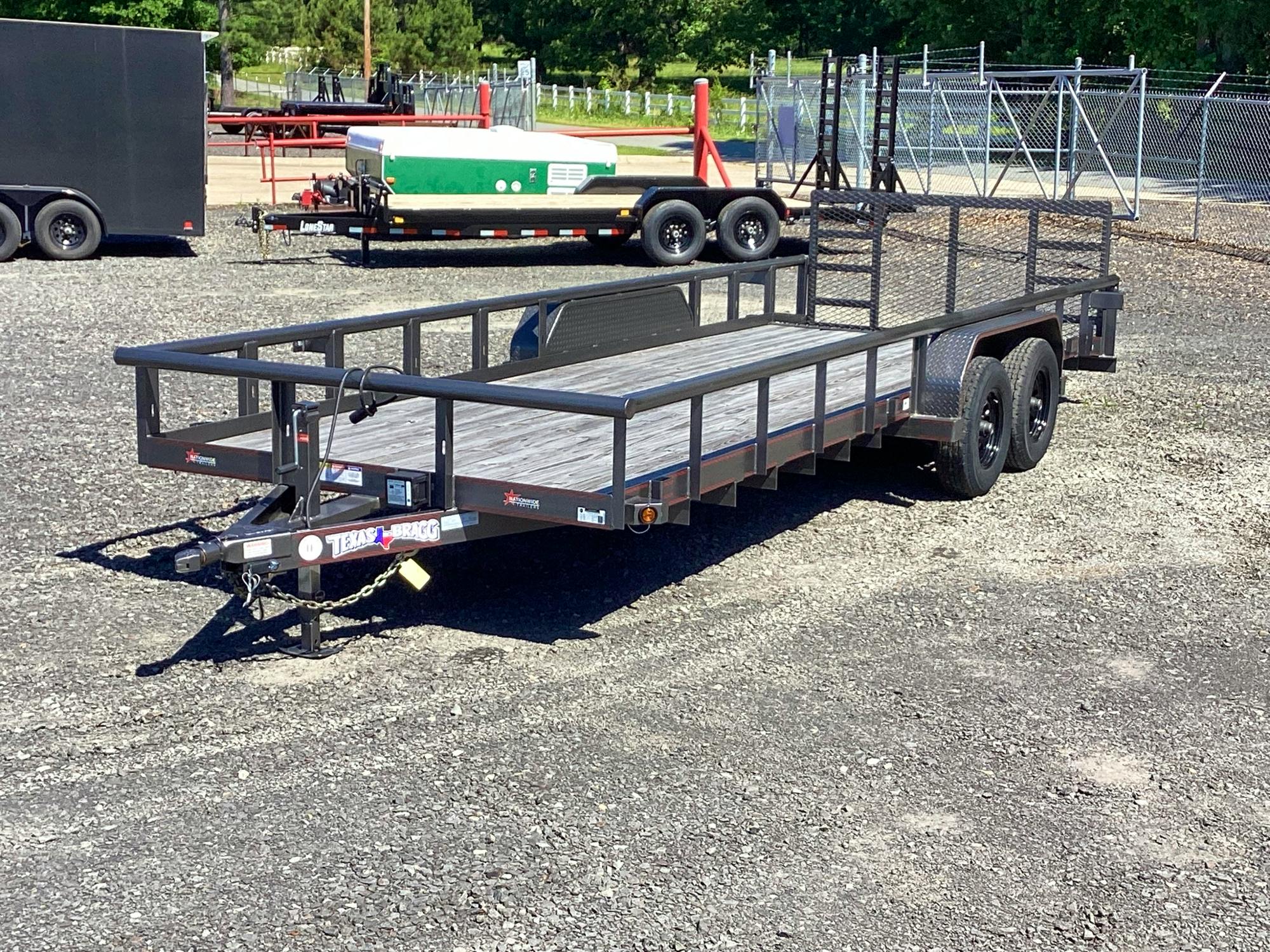 Texas Bragg 22'x83" Utility Trailer w/ 2' Dovetail & 3' Gate (U2) - Stock #80333 - Image 2 of 5