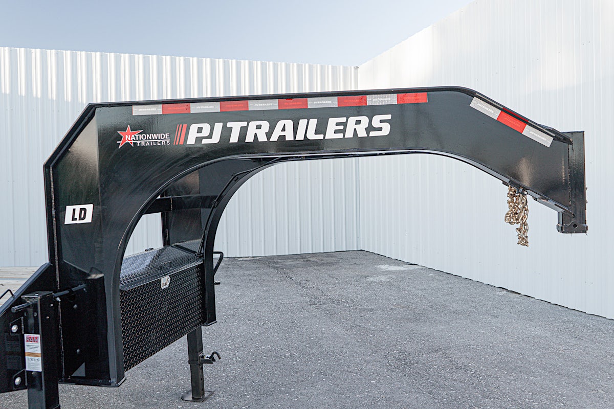 PJ Trailers 32'x102" Gooseneck Low Pro Flatbed Trailer w/ Duals (LD) - Image 12