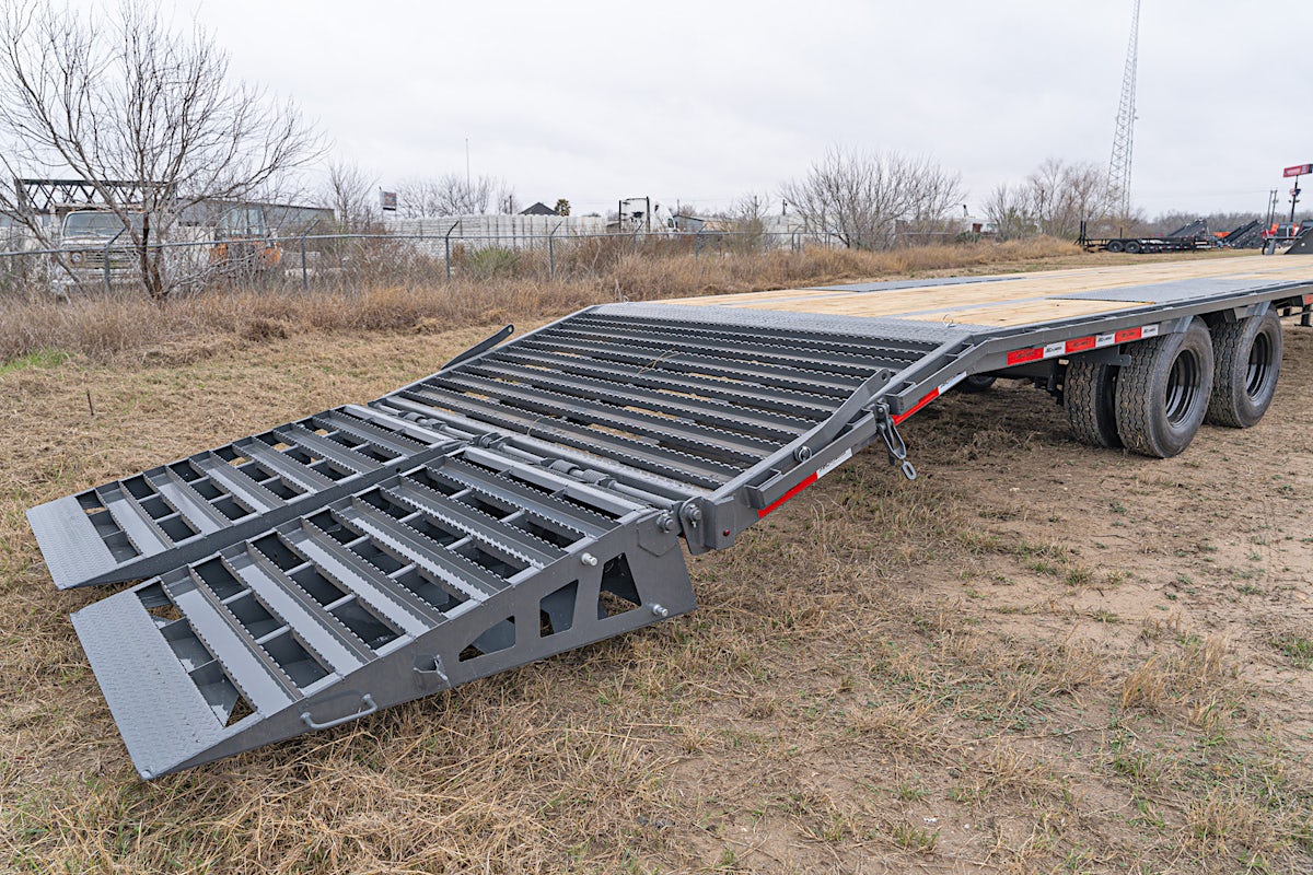 ARC Trailers 40'x102" 20k Gooseneck Flatbed Trailer w/ Duals (GDD) - Image 13