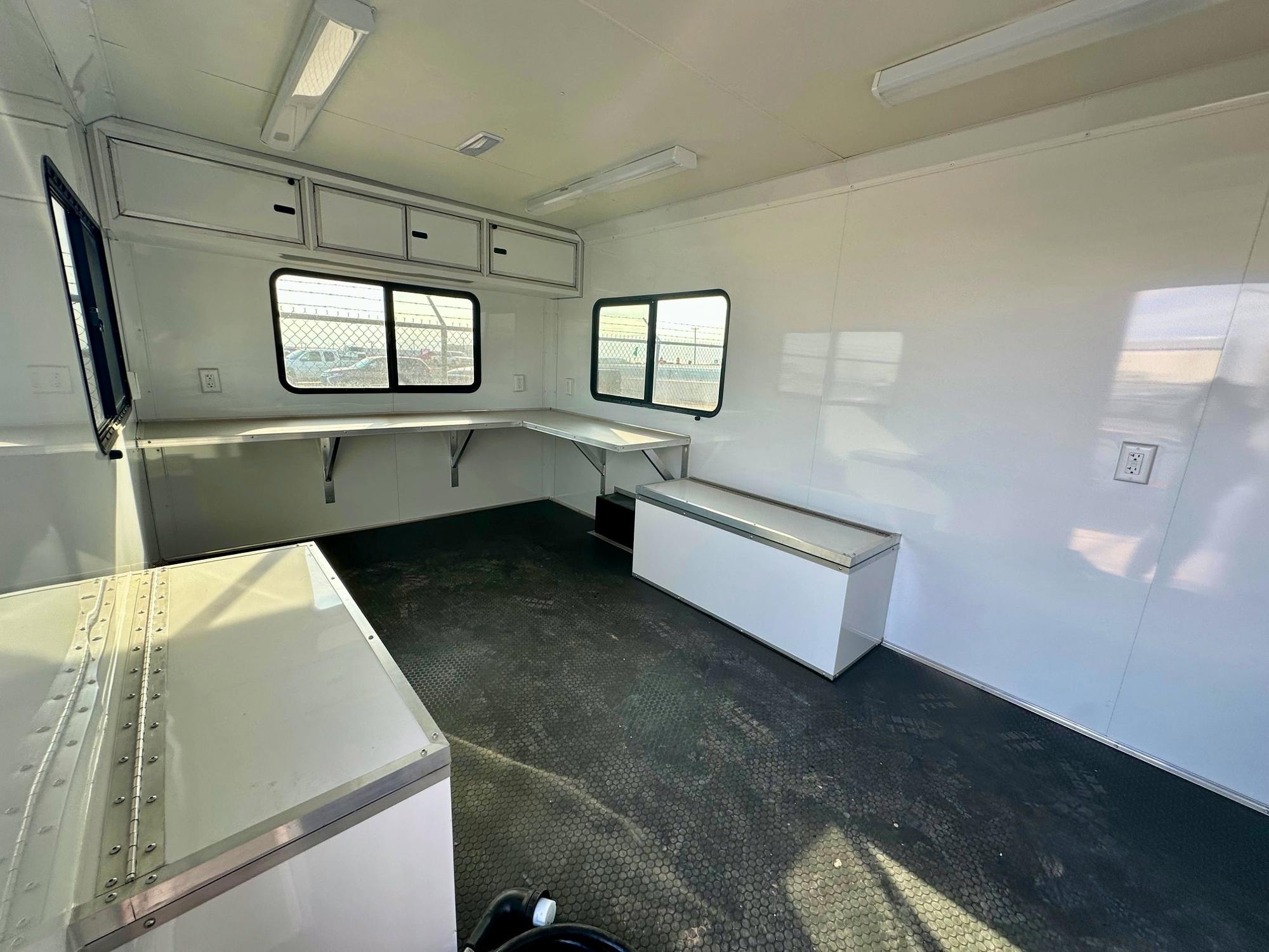 Compass 8.5'x16' Enclosed Office Trailer (CO) - Stock #80761 - Image 6 of 6