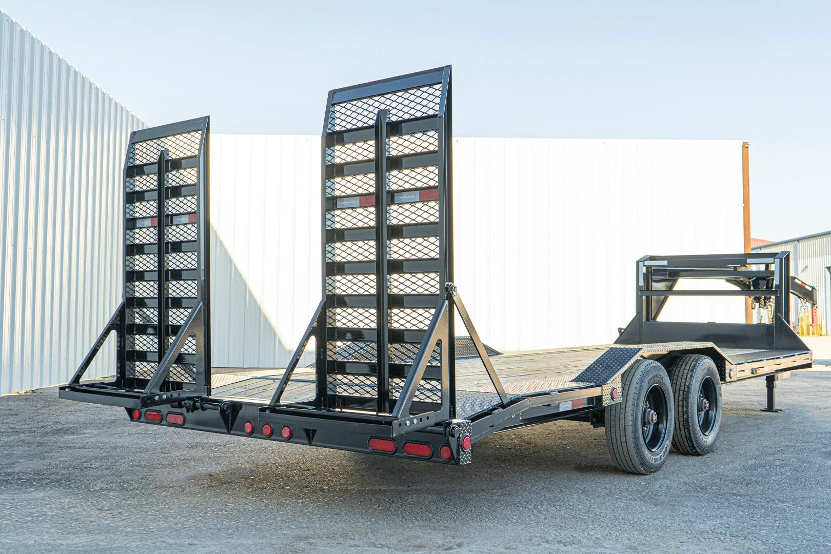 PJ Trailers 24'x102" Gooseneck 10" Pro I-Beam S/W Equipment Trailer (H7) - Image 16