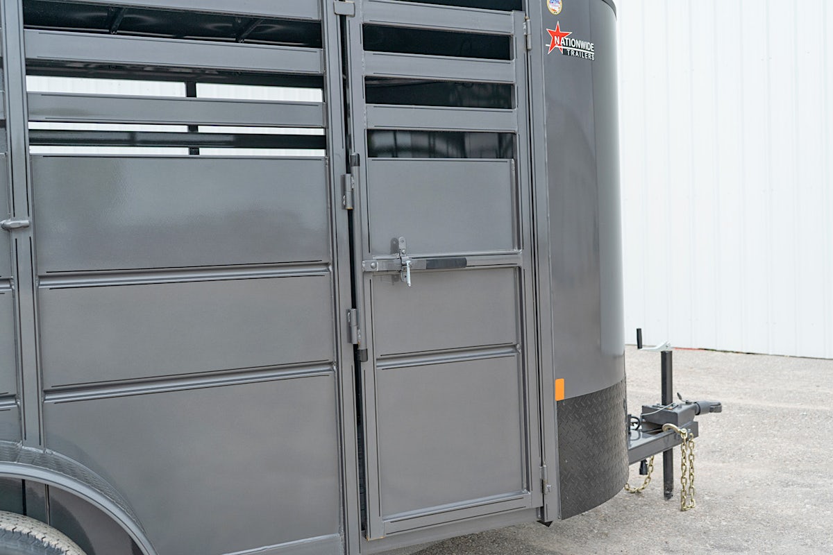 Delta 16' Livestock Trailer w/ Tandem Axle (RL) - Image 6