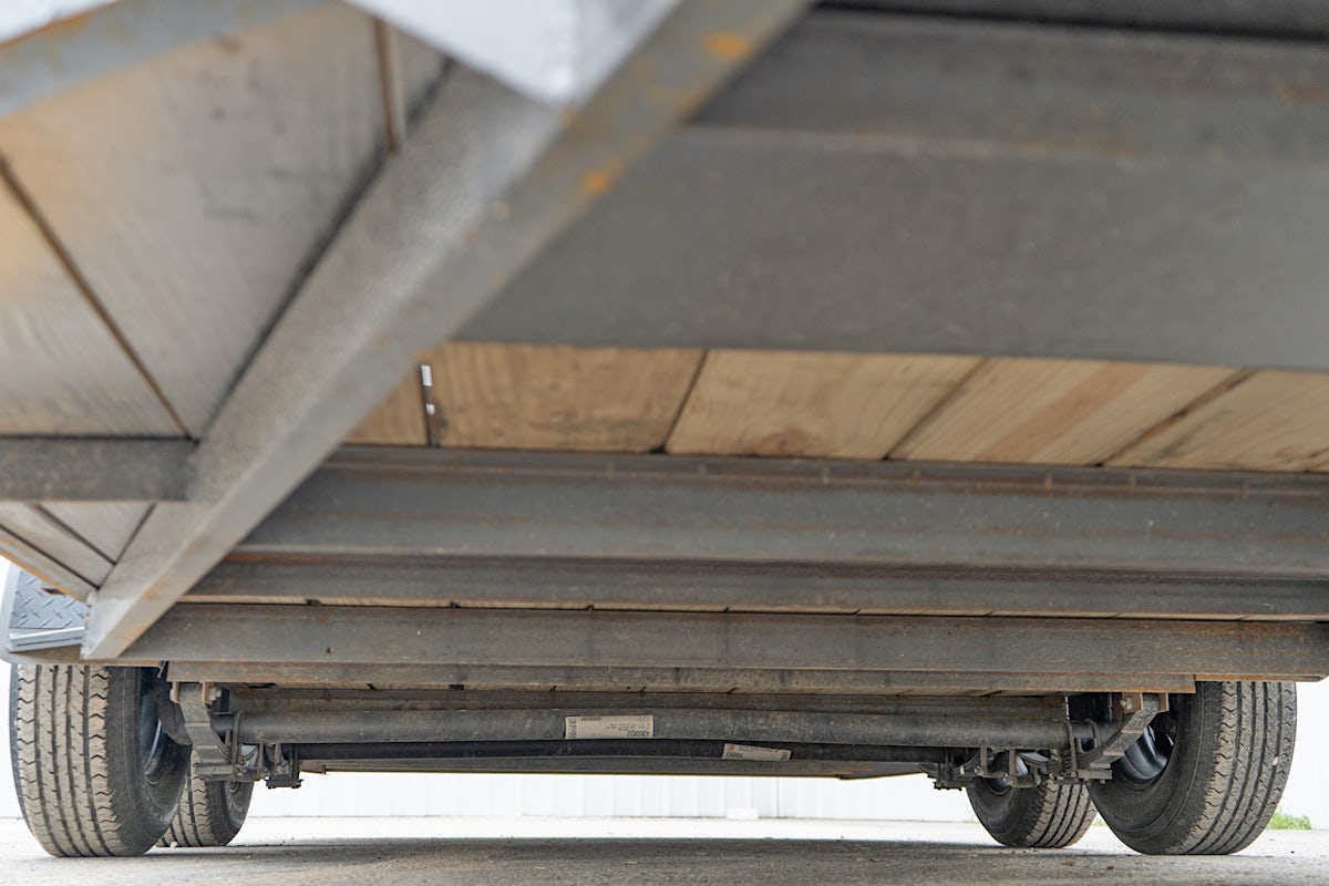 Delta 16' Livestock Trailer w/ Tandem Axle (RL) - Image 8