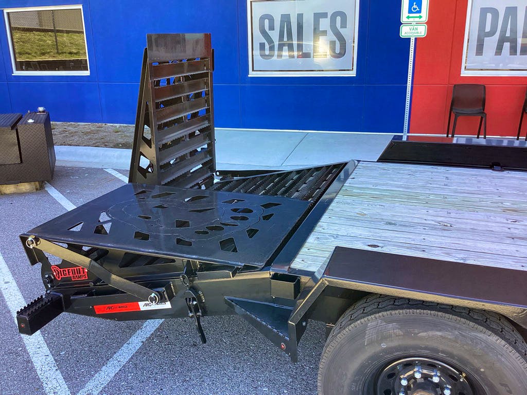 ARC Trailers 20'x83" HD Equipment Hauler w/ 4' Dovetail & Bigfoot Ramps (BEQ) - Stock #80937 - Image 4 of 5