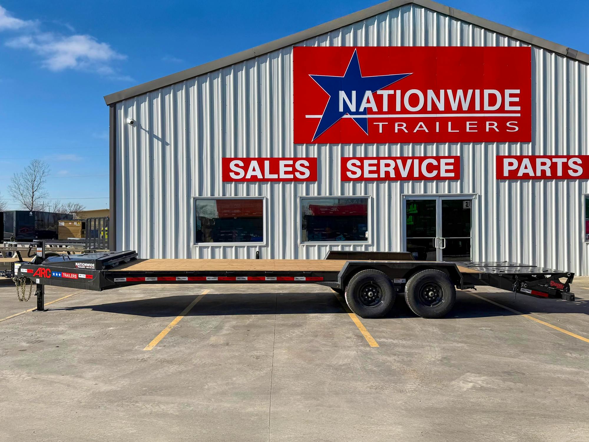 ARC Trailers 22'x83" HD Equipment Trailer w/ 4' Dovetail & Bigfoot Ramps (BEQ) - Stock #81075 - Image 6 of 8
