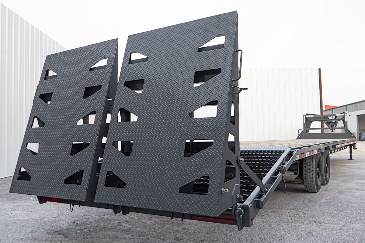 ARC Trailers 32'x102" Gooseneck Flatbed Trailer w/ 5' Dovetail (GDS) - Image 8