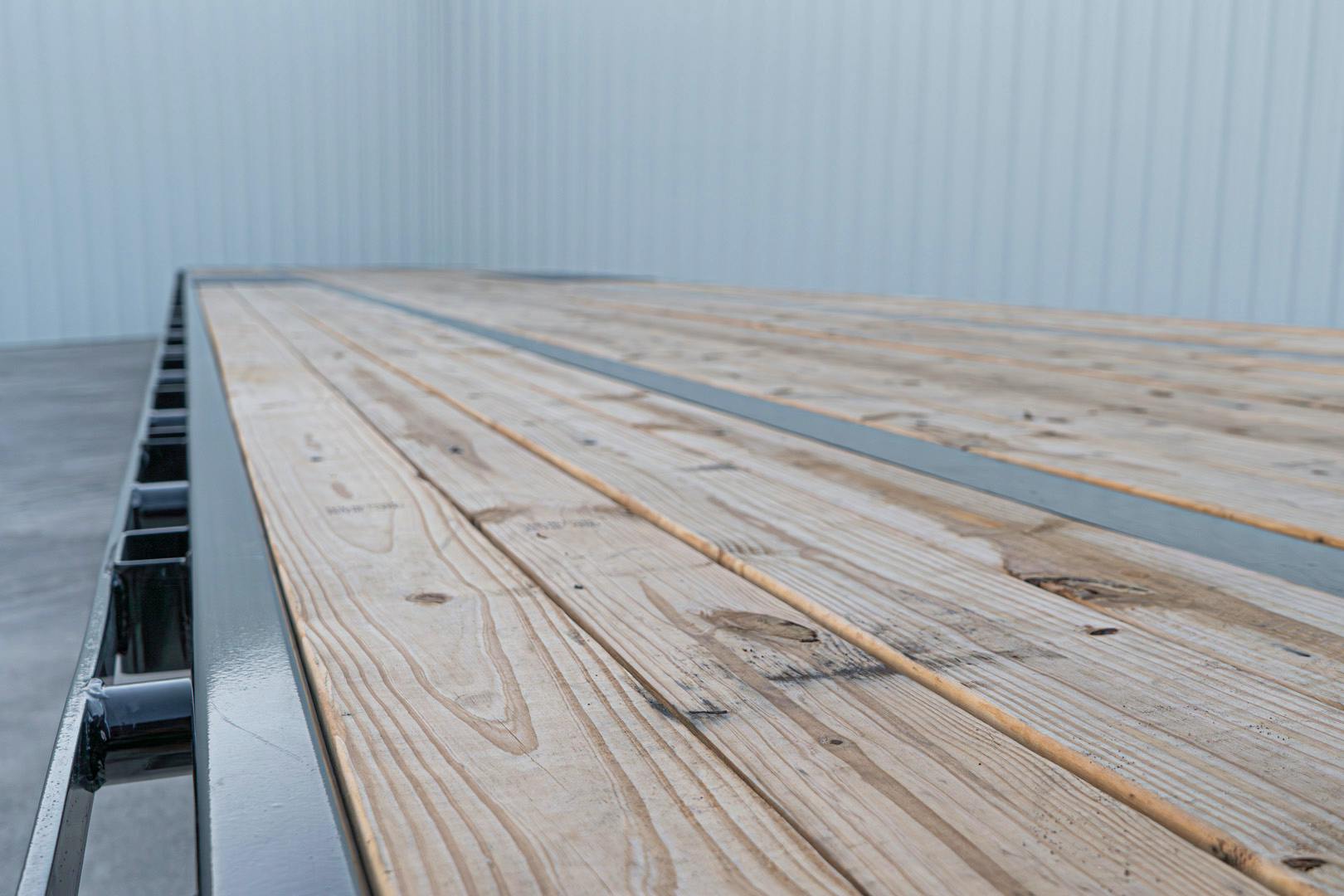 PJ Trailers 40'x102" Gooseneck Low Pro Flatbed Trailer w/ Duals (LD) - Image 12