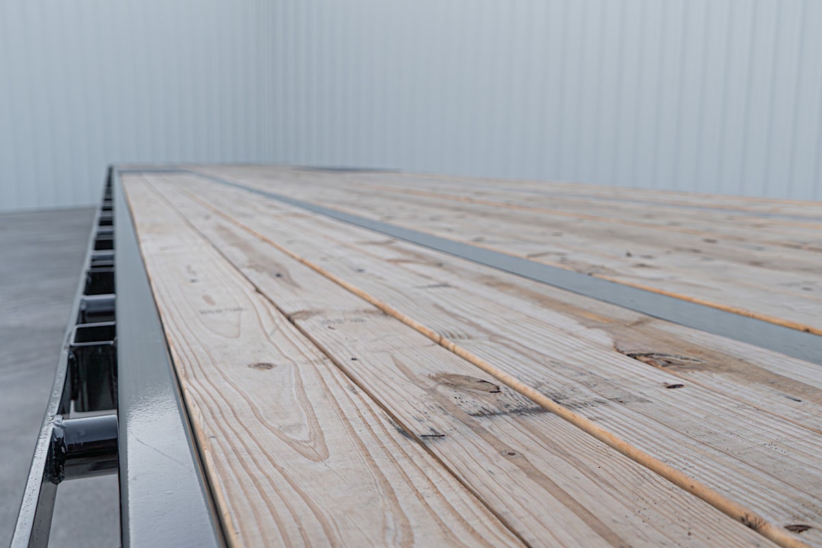 PJ Trailers 40'x102" Gooseneck Low Pro Flatbed Trailer w/ Duals (LD) - Image 12