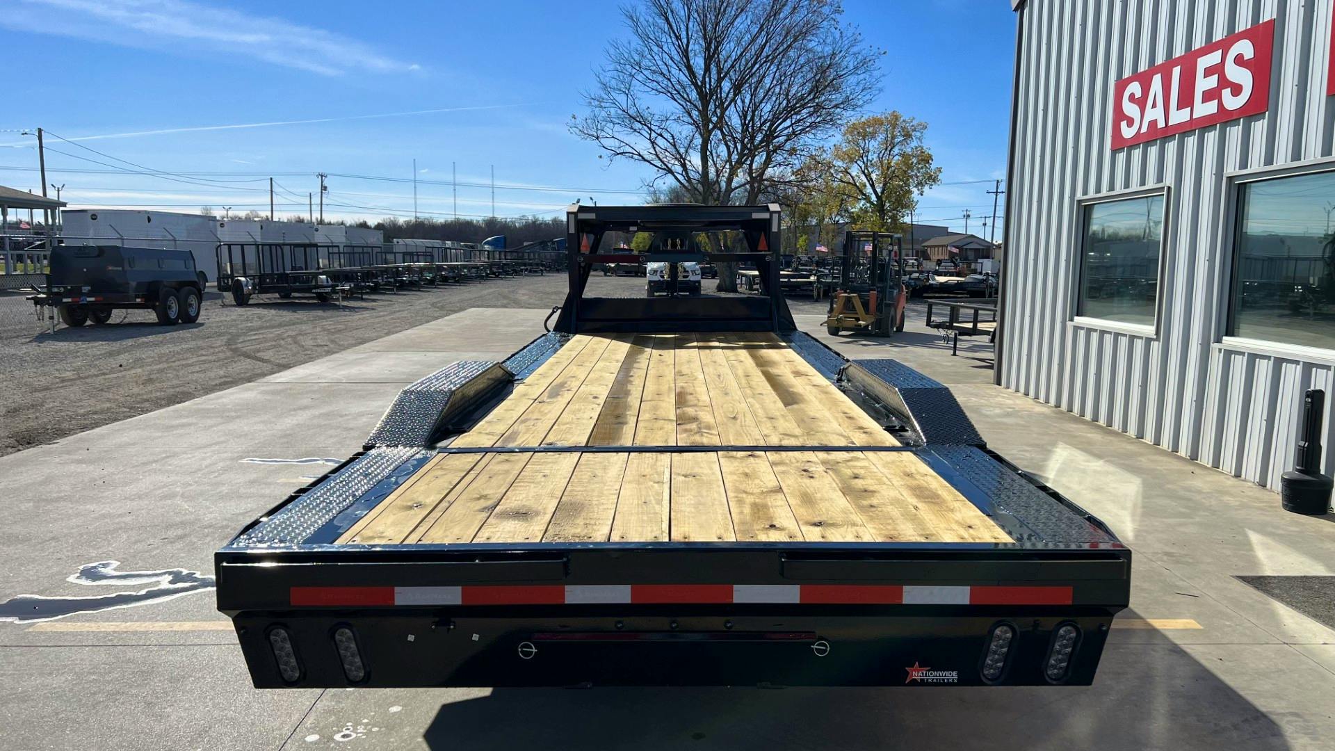 RawMaxx 24'x102" LDX Equipment Trailer (LDX) - Image 4