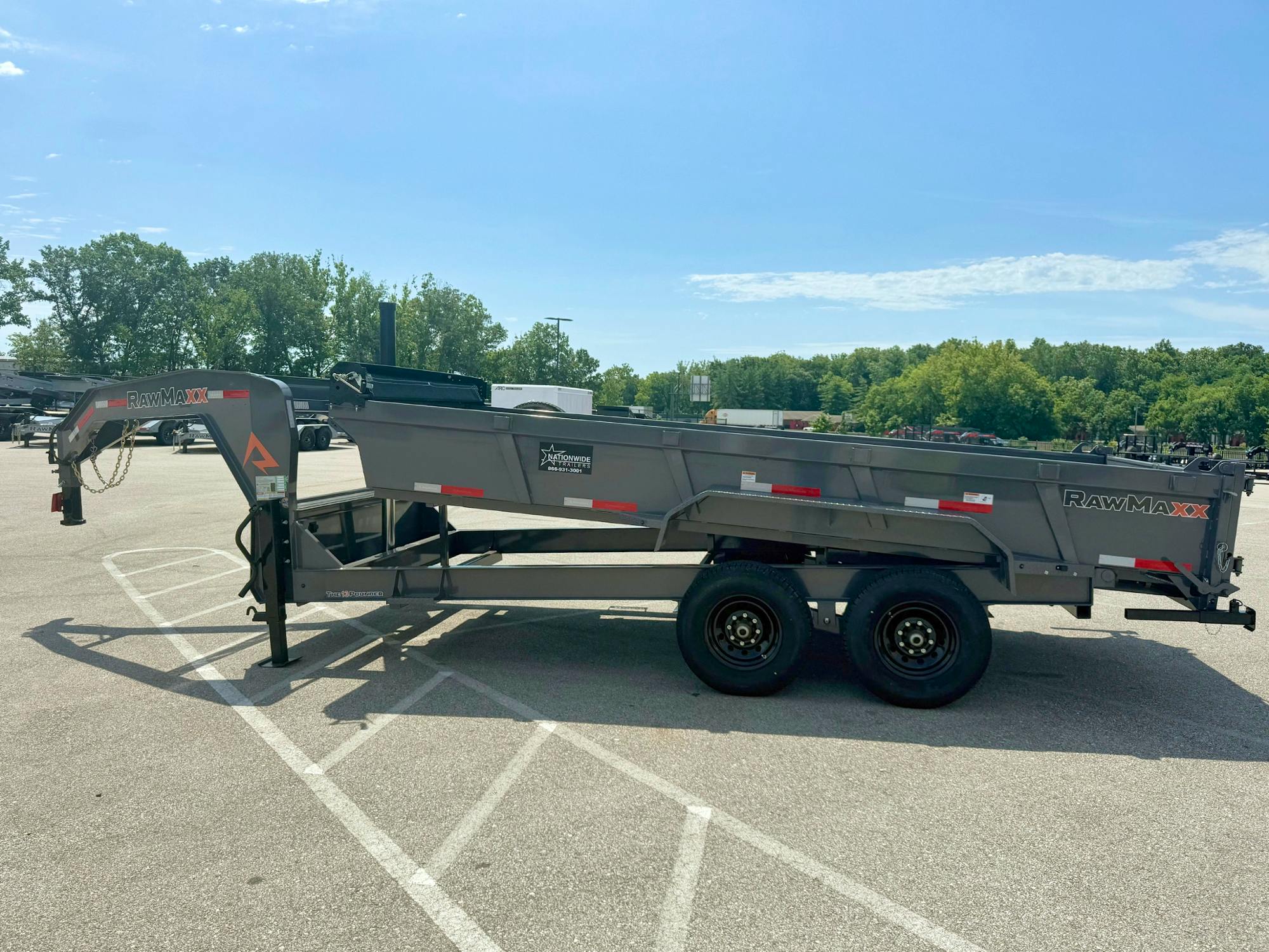 RawMaxx LPXT 16' × 83" 14K Gooseneck Telescopic Dump Trailer