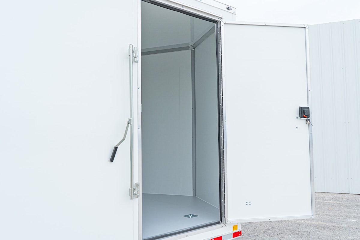 CellTech 8.5'x20' All-Steel Enclosed Cargo Trailer w/ Rear Ramp Door (C2) - Image 6