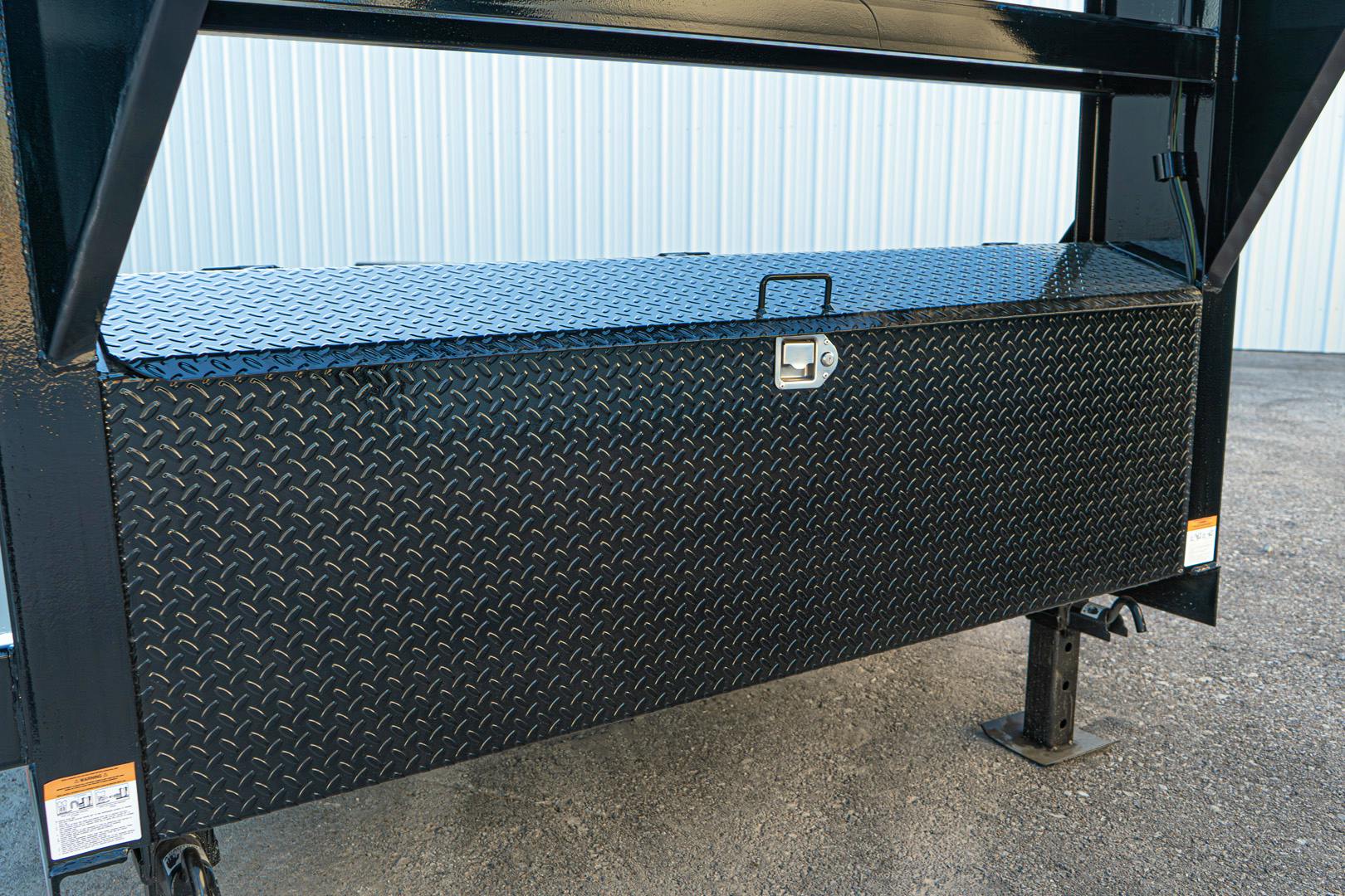 PJ Trailers 24'x102" Gooseneck 6" Channel Super-Wide Gravity Tilt Trailer (TS) - Image 11