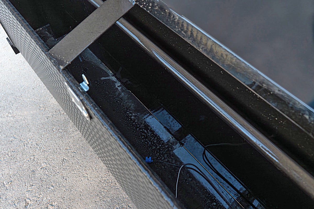 PJ Trailers 24'x102" Gooseneck 6" Channel Super-Wide Gravity Tilt Trailer (TS) - Image 12