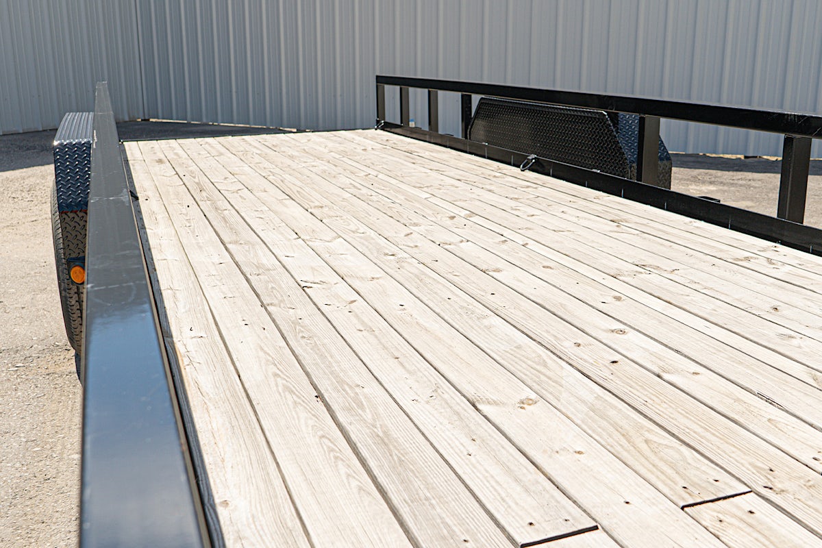 PJ Trailers 24'x83" Gooseneck Angle Pipetop Equipment Trailer (P8) - Image 12