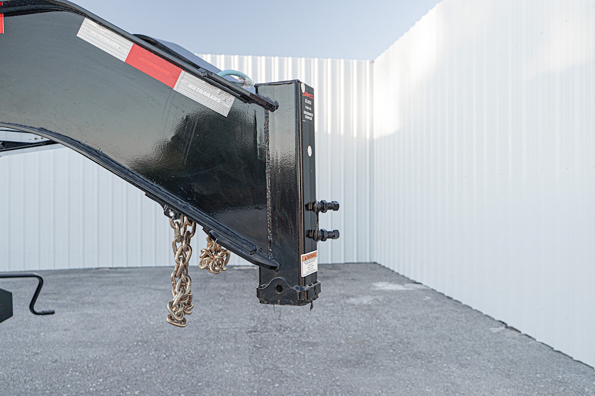 PJ Trailers 32'x102" Gooseneck Low Pro Flatbed Trailer w/ Duals (LD) - Image 13