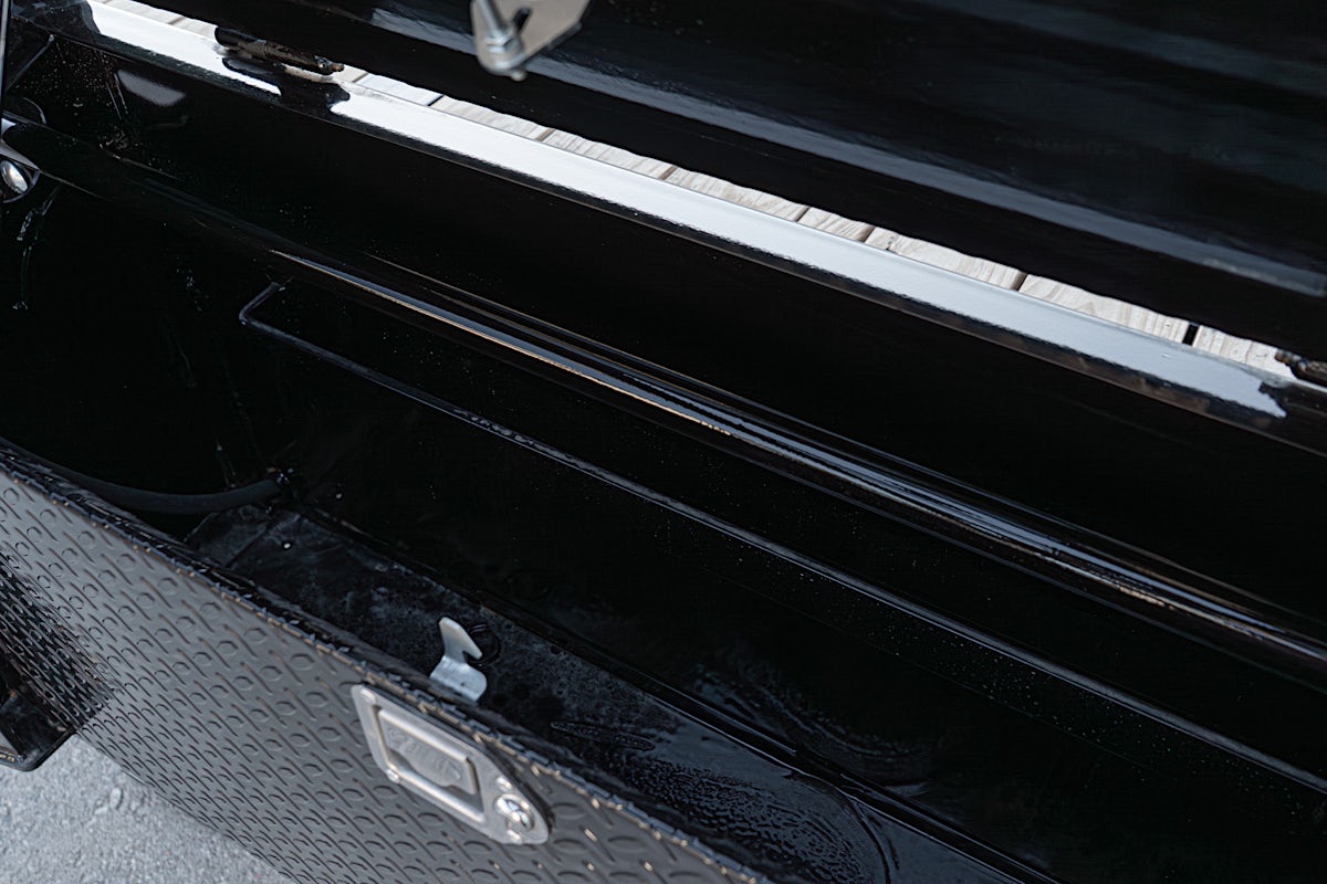 PJ Trailers 32'x102" Gooseneck Low Pro Flatbed Trailer w/ Duals (LD) - Image 15