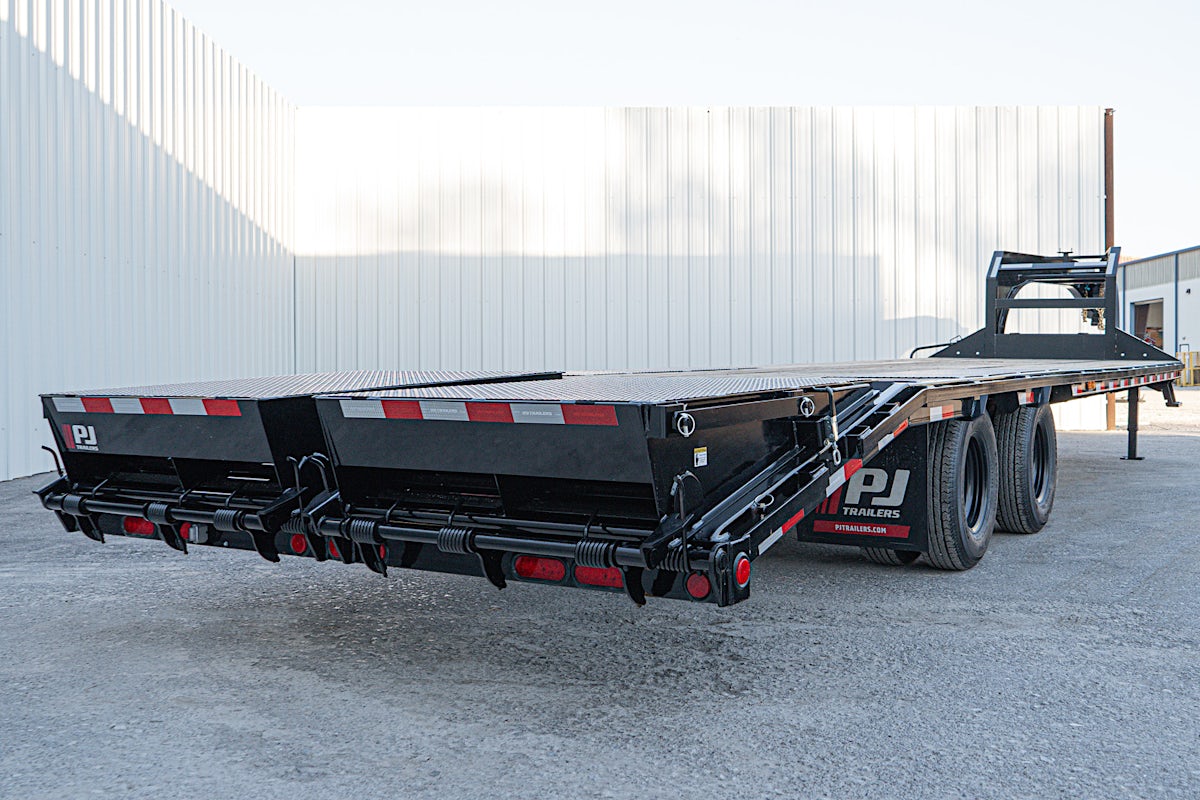 PJ Trailers 32'x102" Gooseneck Low Pro Flatbed Trailer w/ Duals (LD) - Image 23