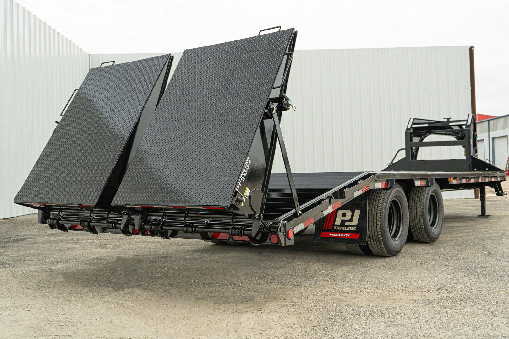 PJ Trailers 25'x102" Gooseneck Low Pro Flatbed Trailer w/ Duals (LD) - Image 26