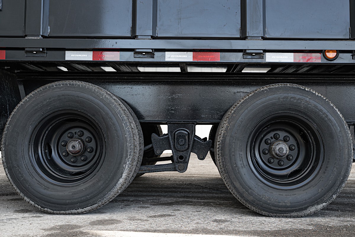 PJ Trailers 20'x96" Gooseneck Dual Dump Trailer w/ 4' Sides (DD) - Image 13