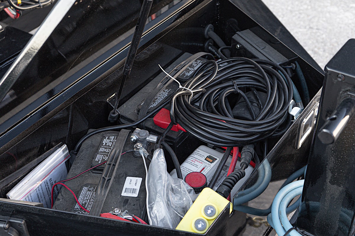 PJ Trailers 14'x83" Rollster Roll-off Dump Trailer (DR) - Image 11