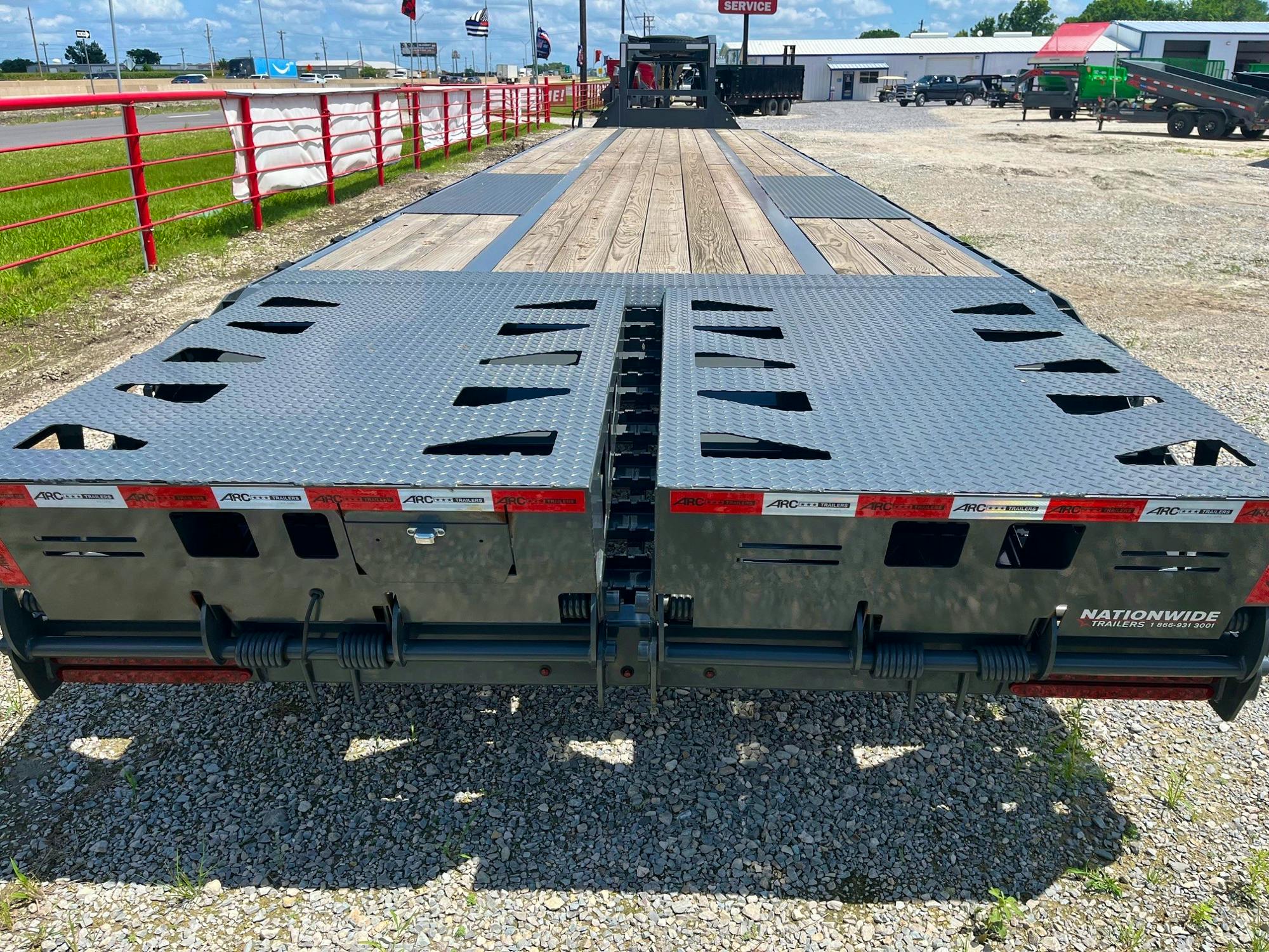 ARC Trailers 40'x102" 20k Gooseneck Flatbed Trailer w/ Duals (GDD) - Stock #82423 - Image 4 of 4