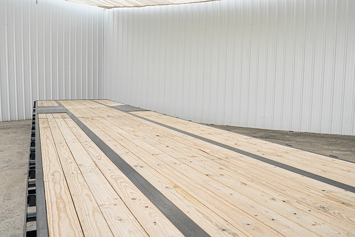 PJ Trailers 40'x102" Gooseneck Low Pro Flatbed Trailer w/ Duals (LD) - Image 8