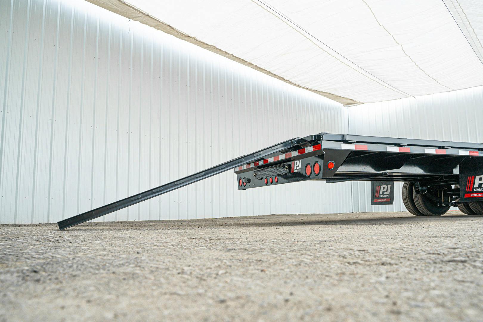 PJ Trailers 40'x102" Gooseneck Low Pro Flatbed Trailer w/ Duals (LD) - Image 16