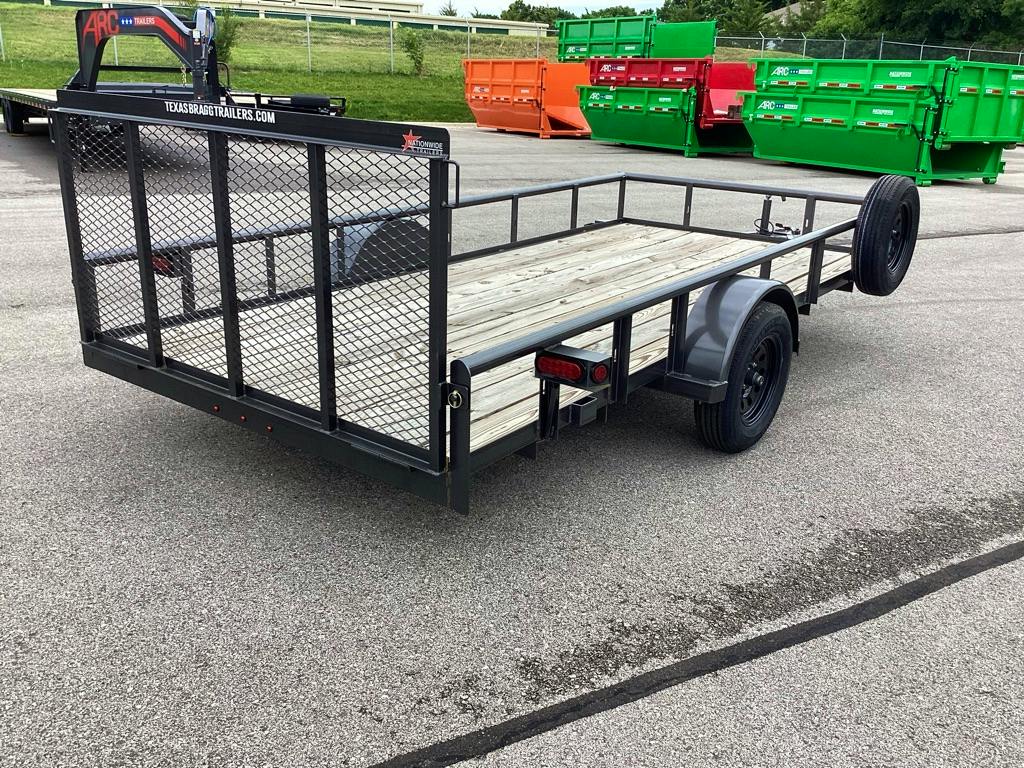 Texas Bragg 14' × 77" Pipe-Top Utility Trailer