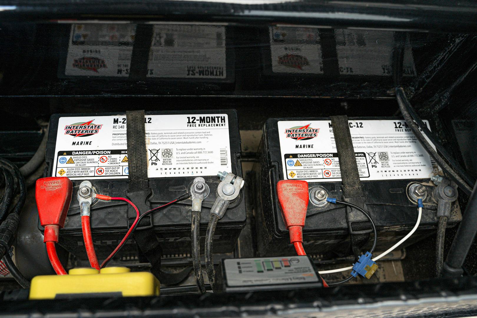 PJ Trailers 20'x96" Gooseneck Dual Dump Trailer w/ 4' Sides (DD) - Image 10