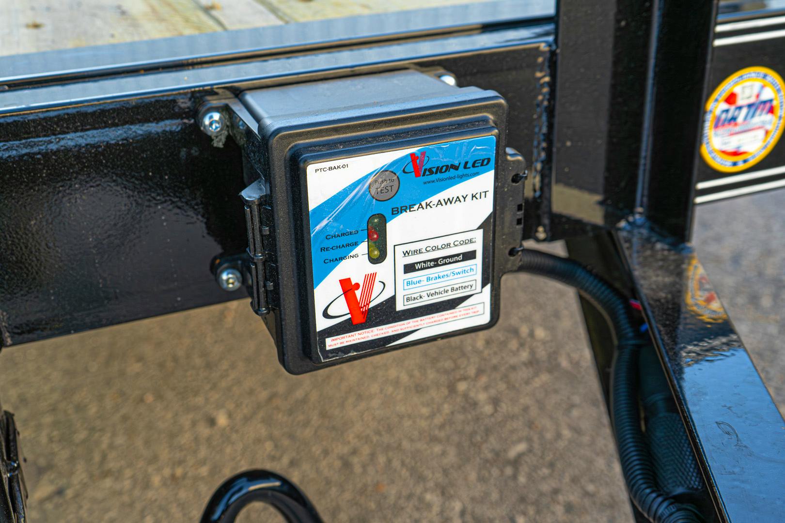 X-ON 16'x83" Utility Trailer w/ Slide-In Ramps (U2) - Stock #82571 - Image 6 of 15