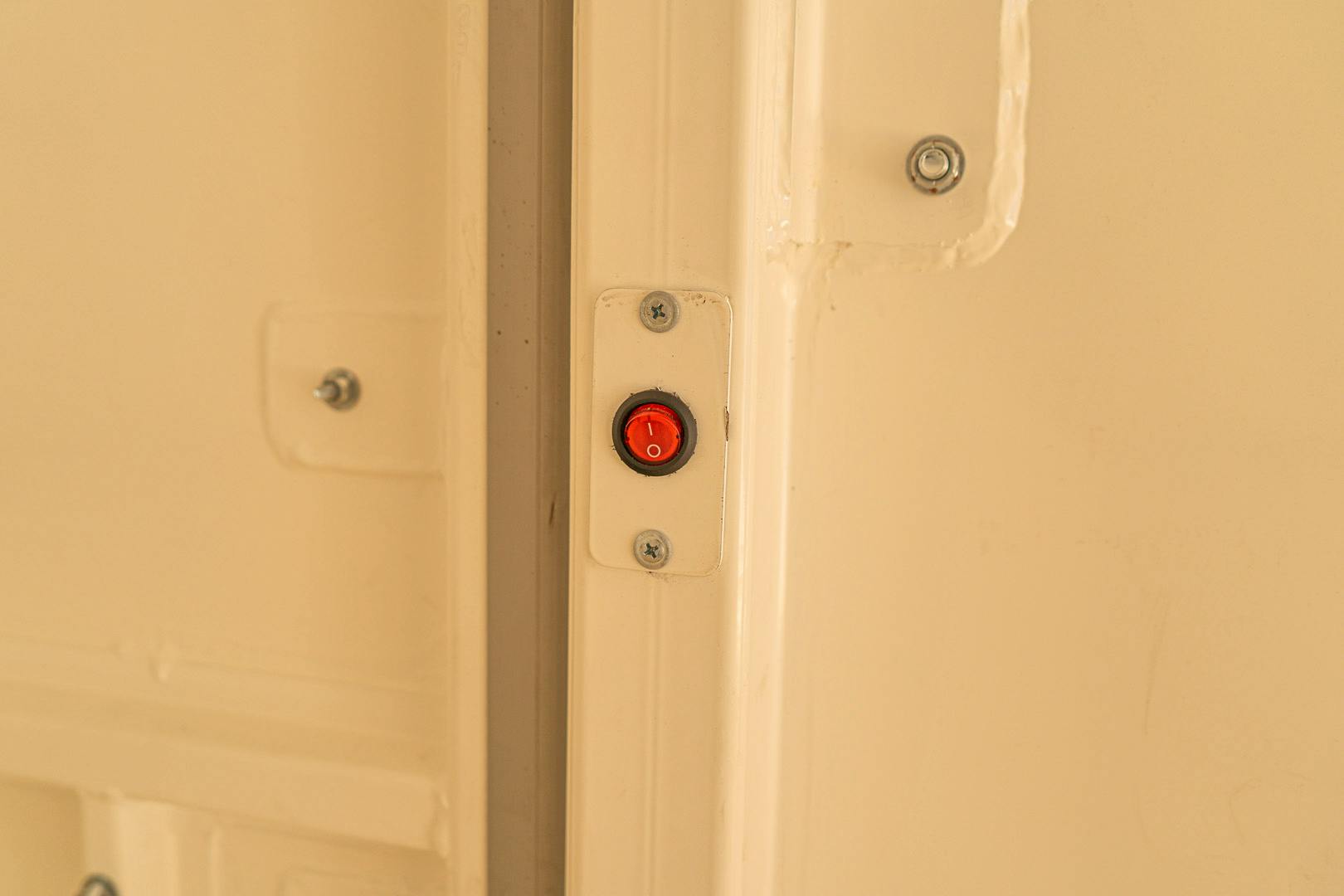 LoneStar 6.5'x20' 14k Steel Enclosed Cargo Trailer w/ Rear Barn Doors (C2) - Image 12