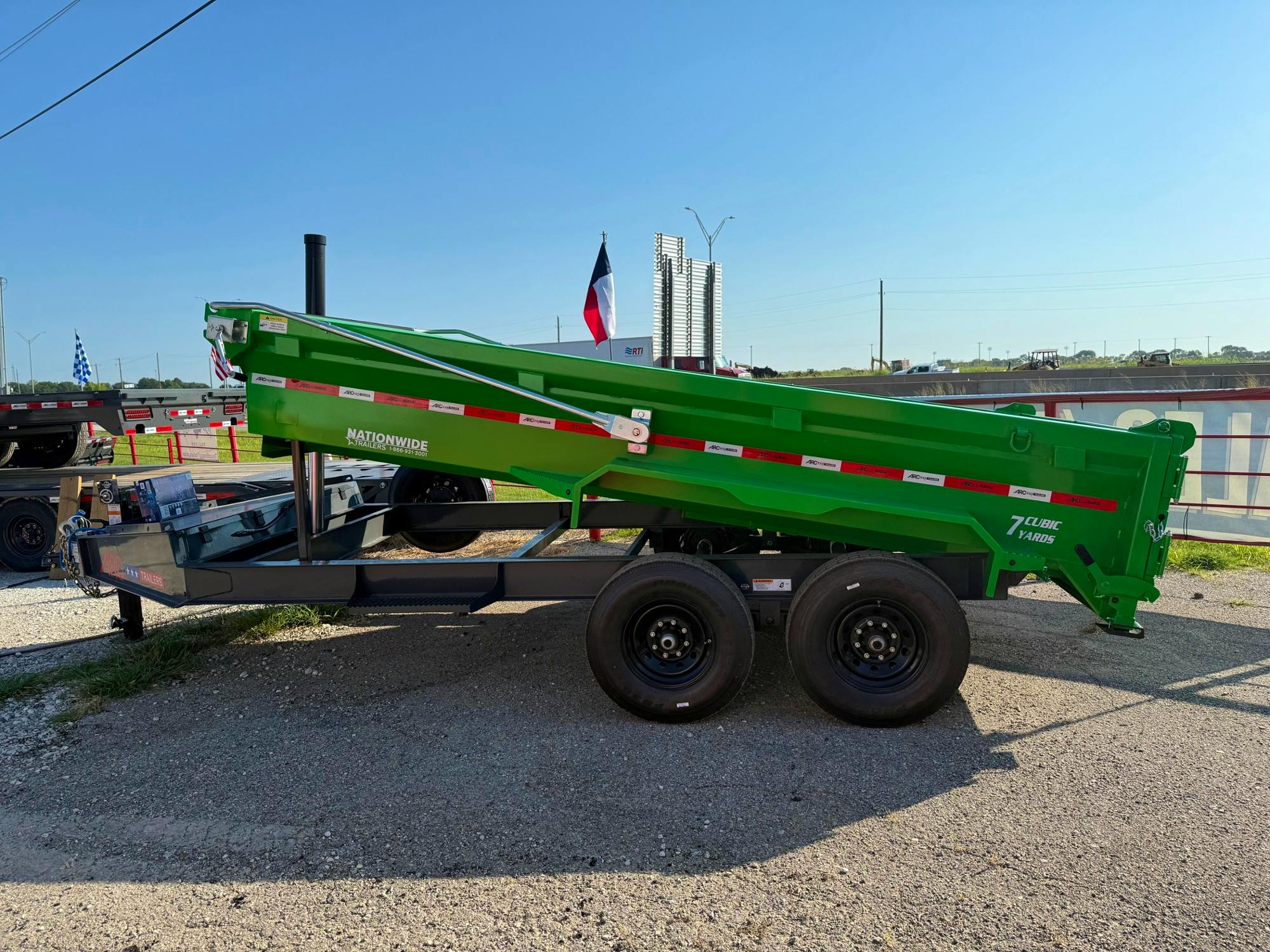 ARC Trailers 14'x83" Telescopic Dump Trailer w/ 2' Sides (BDT) - Image 3