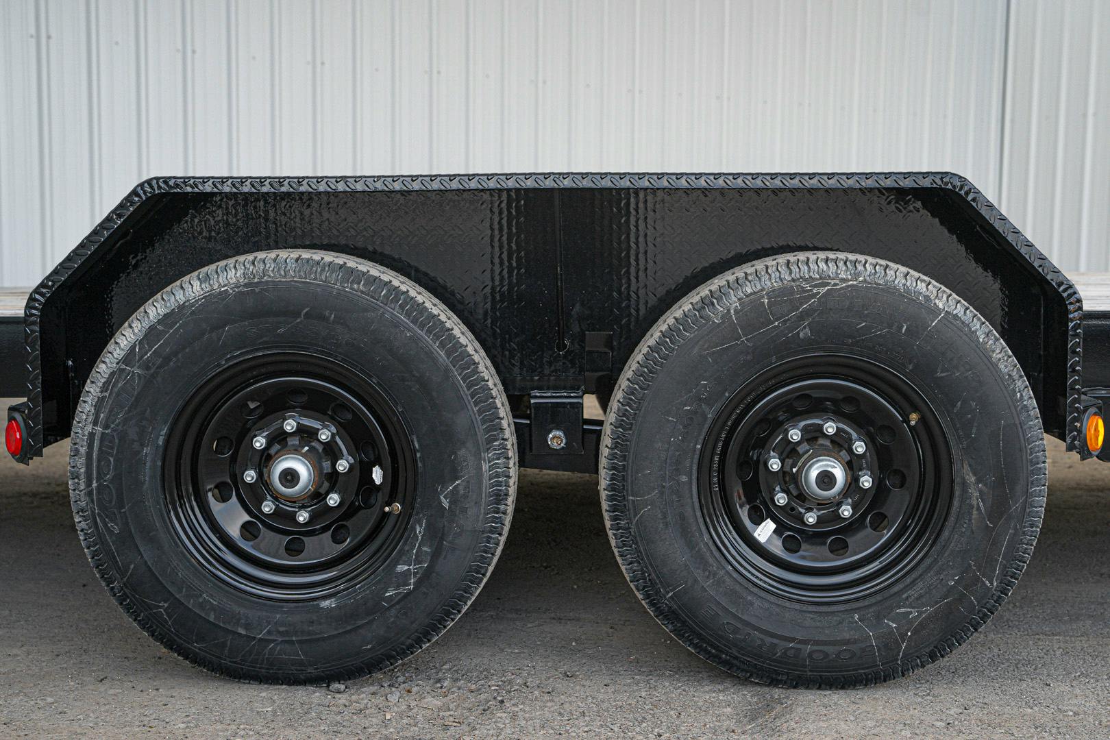 PJ Trailers 24'x83" Gooseneck 6" Channel Equipment Trailer (CC) - Image 9