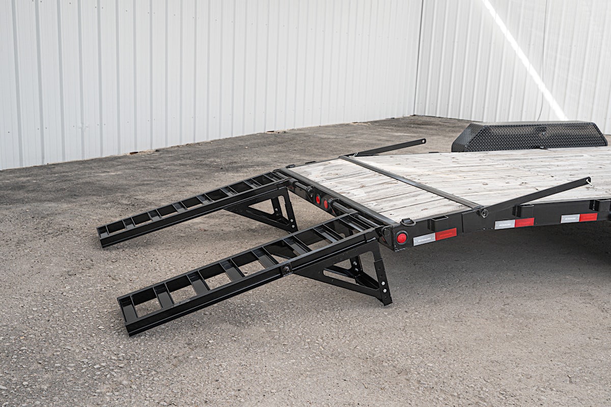 PJ Trailers 24'x83" Gooseneck 6" Channel Equipment Trailer (CC) - Image 11