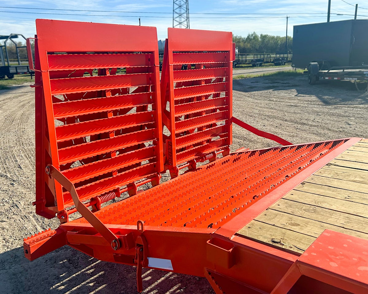 ARC Trailers 22'x83" HD Equipment Trailer w/ 4' Dovetail (BEQ) - Image 2