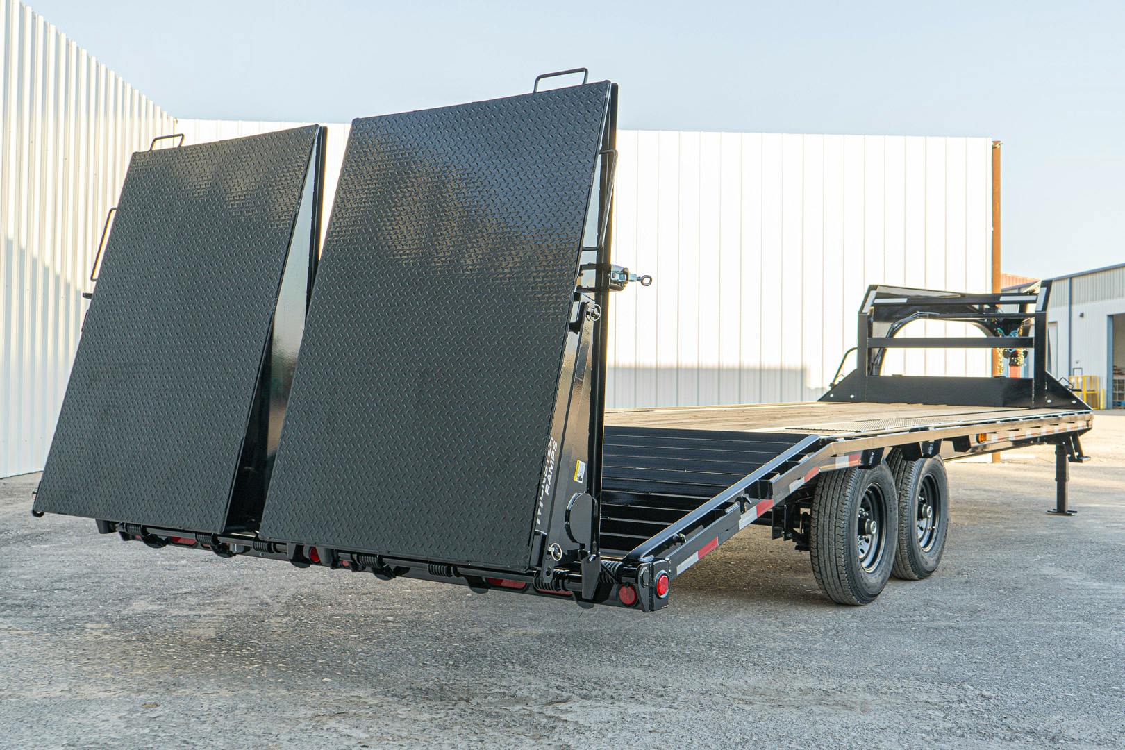 PJ Trailers 25'x102" Gooseneck Low Pro Flatbed Trailer w/ Singles (LS) - Image 26