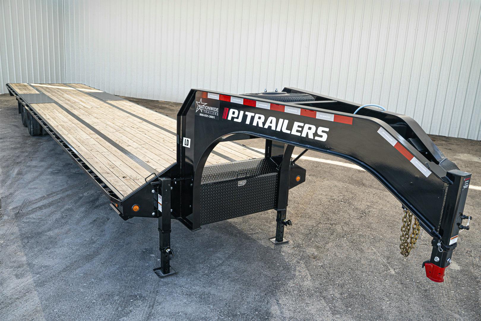 PJ Trailers 40'x102" Gooseneck Low Pro Flatbed Trailer w/ Duals (LD) - Image 1