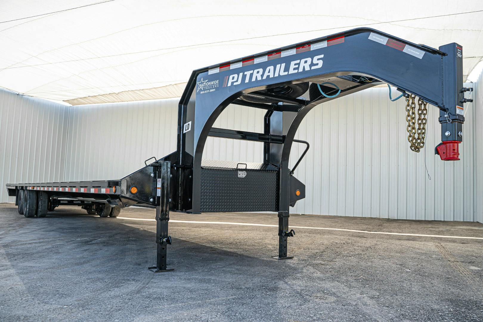 PJ Trailers 40'x102" Gooseneck Low Pro Flatbed Trailer w/ Duals (LD) - Image 3