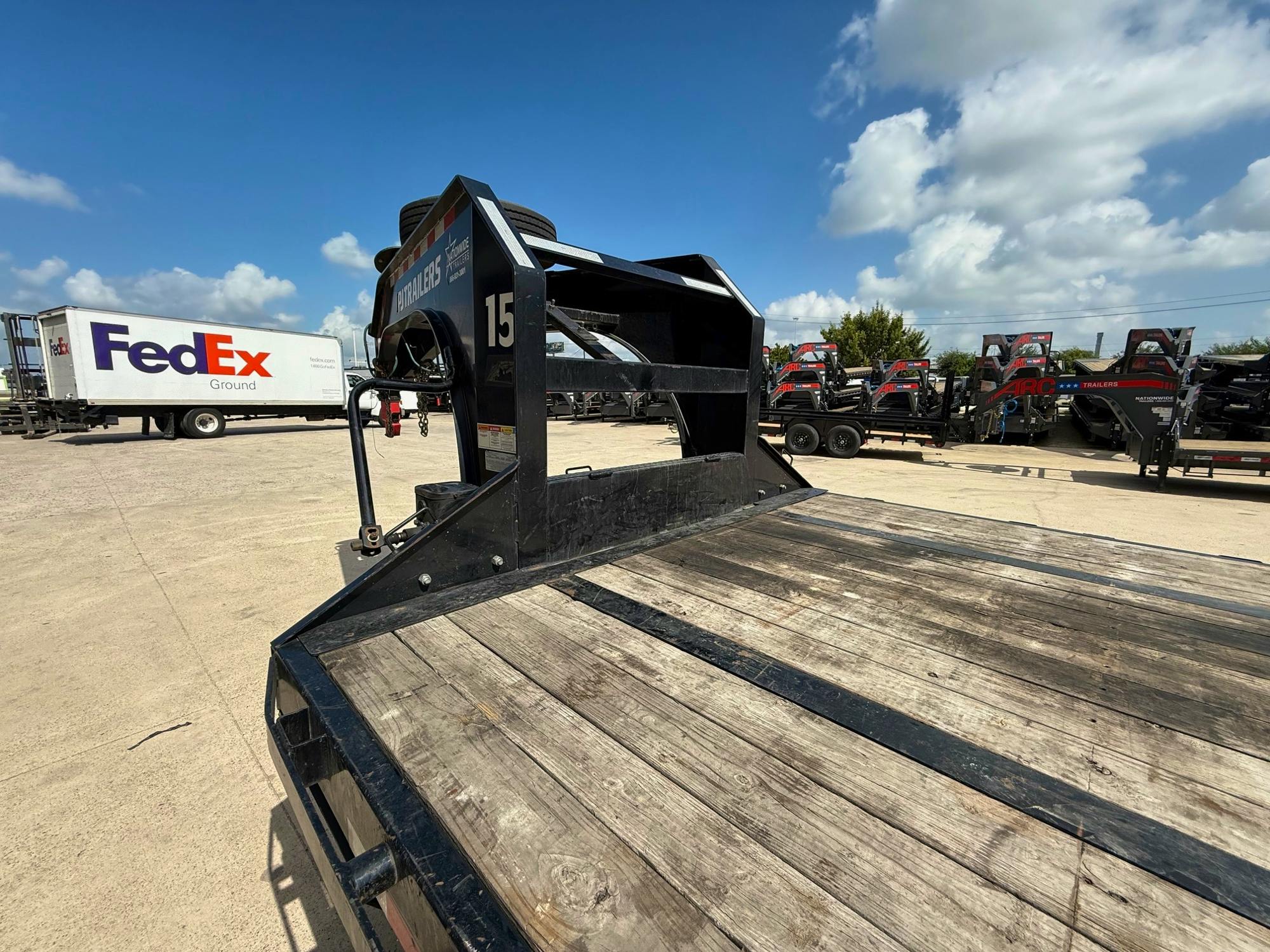 PJ Trailers 40'x102" Gooseneck Low Pro Flatbed Trailer w/ Duals (LD) - Image 12