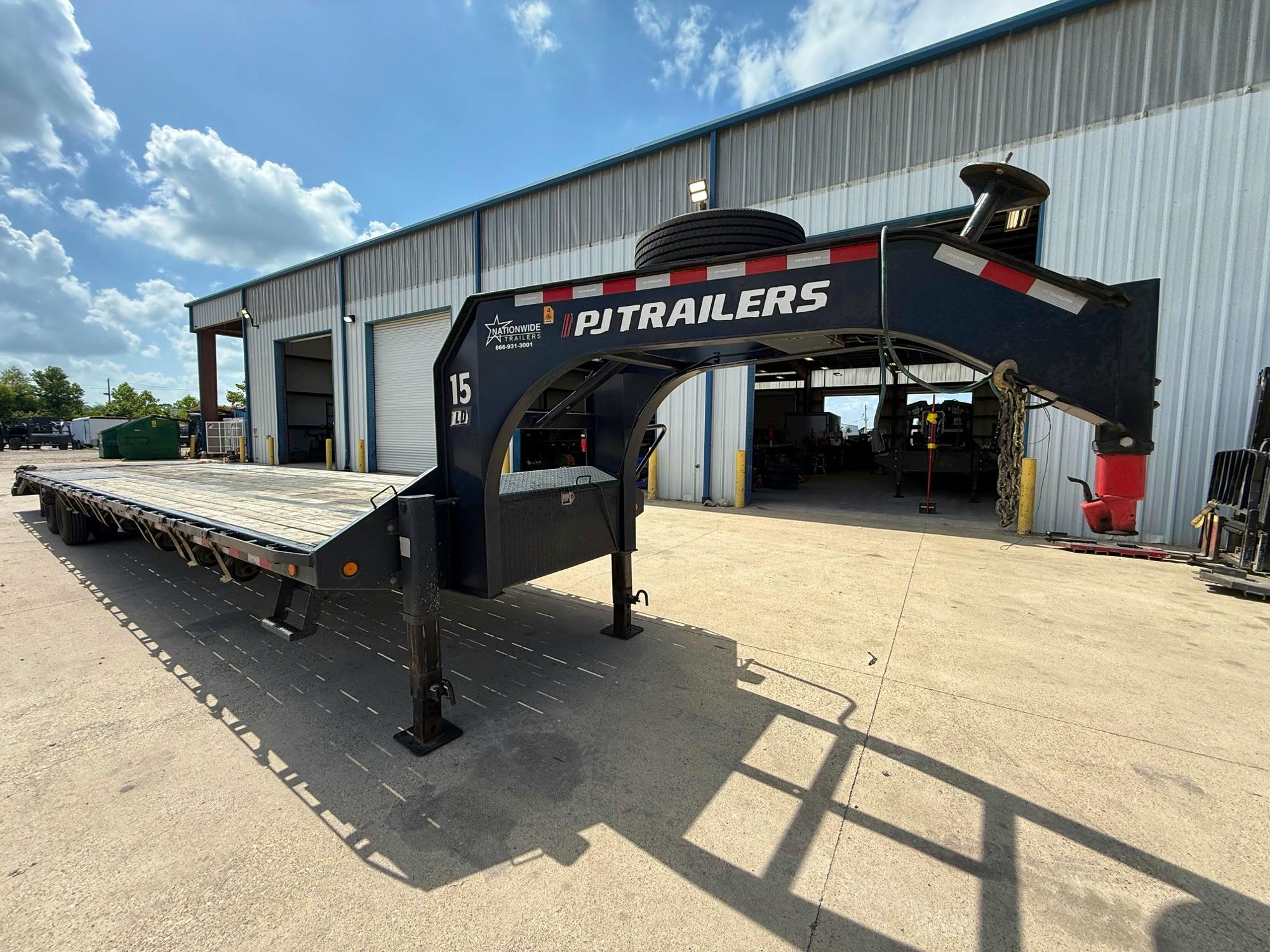 PJ Trailers 40'x102" Gooseneck Low Pro Flatbed Trailer w/ Duals (LD) - Image 1