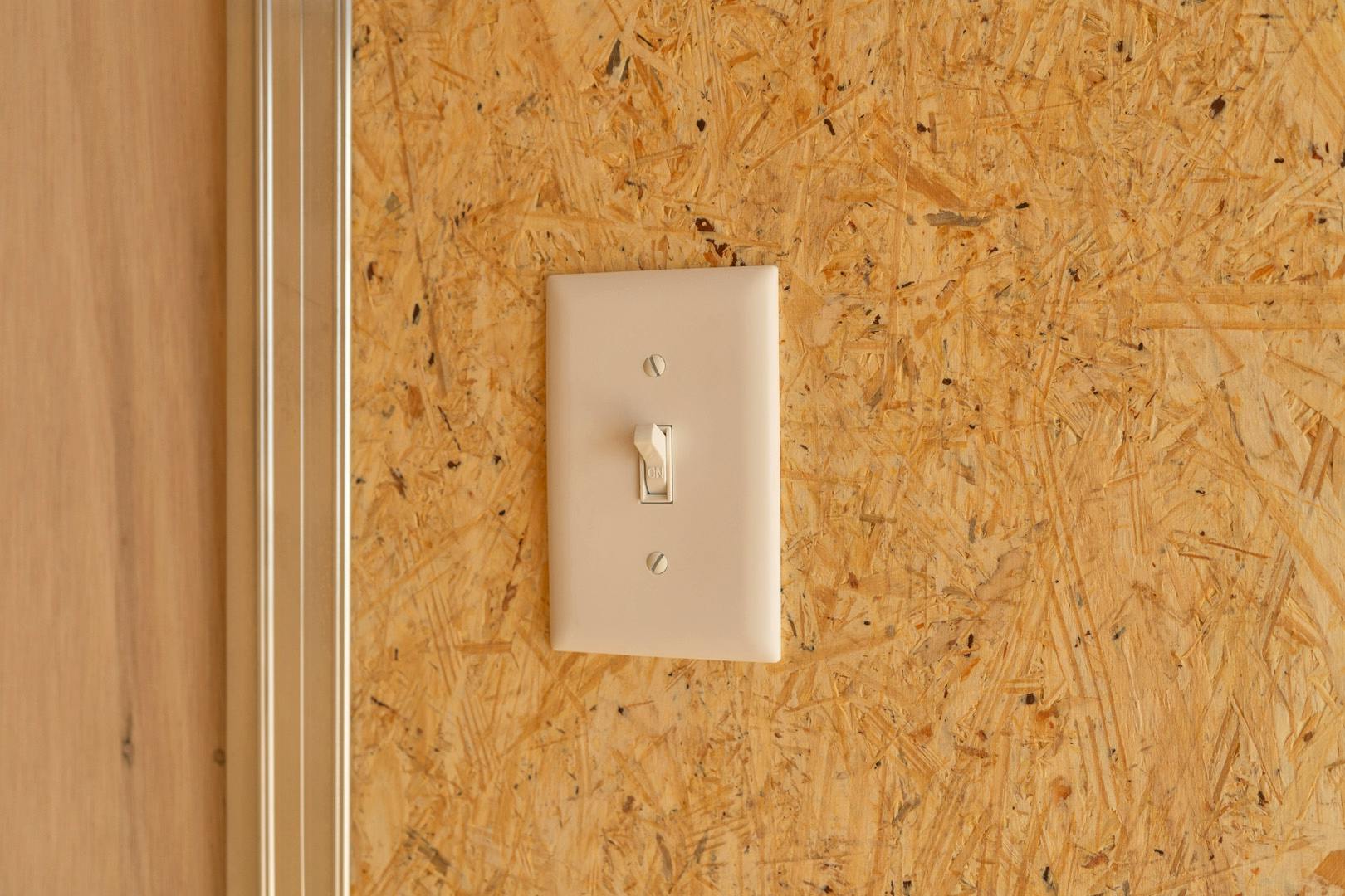 Compass 5'x8' Enclosed Cargo Trailer w/ Rear Ramp Door (C1) - Stock #83547 - Image 15 of 17