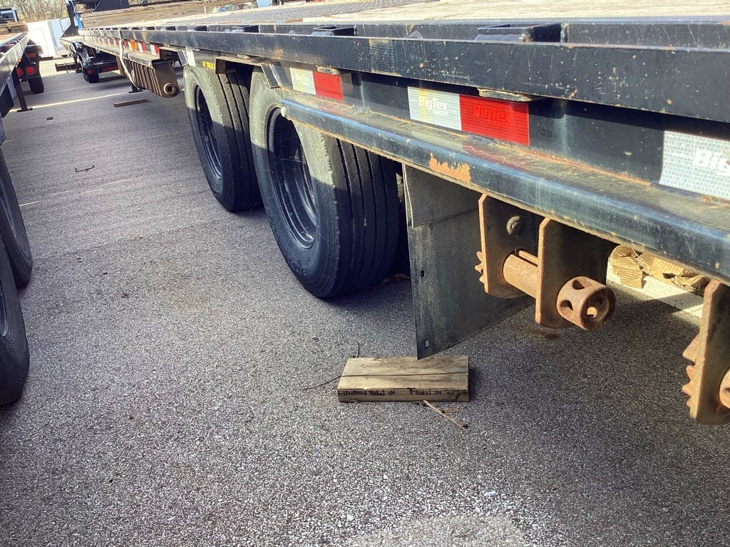 Big Tex USED 40'x102" Gooseneck Flatbed Trailer w/ 5' Dovetail - Stock #83605 - Image 2 of 3