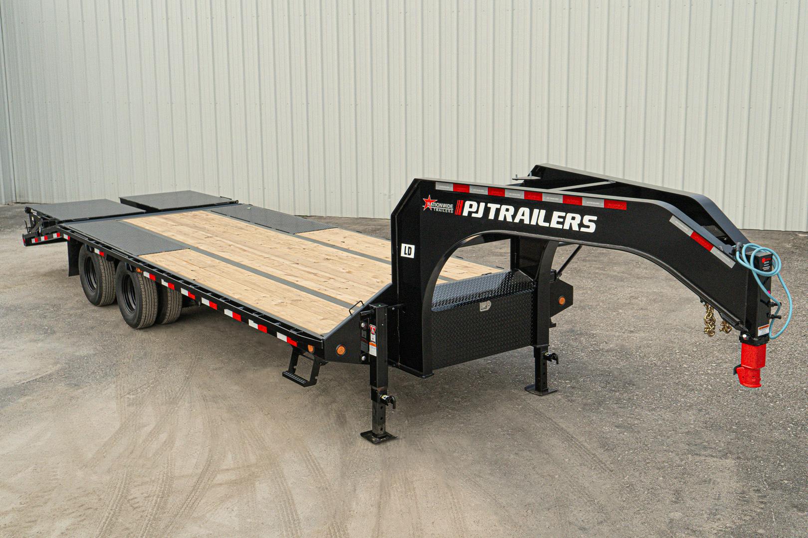 PJ Trailers 25'x102" Gooseneck Low Pro Flatbed Trailer w/ Duals (LD) - Image 2
