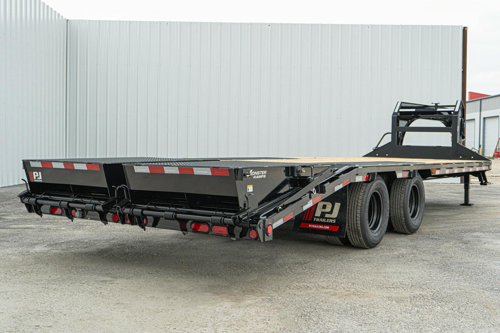 PJ Trailers 25'x102" Gooseneck Low Pro Flatbed Trailer w/ Duals (LD) - Image 27
