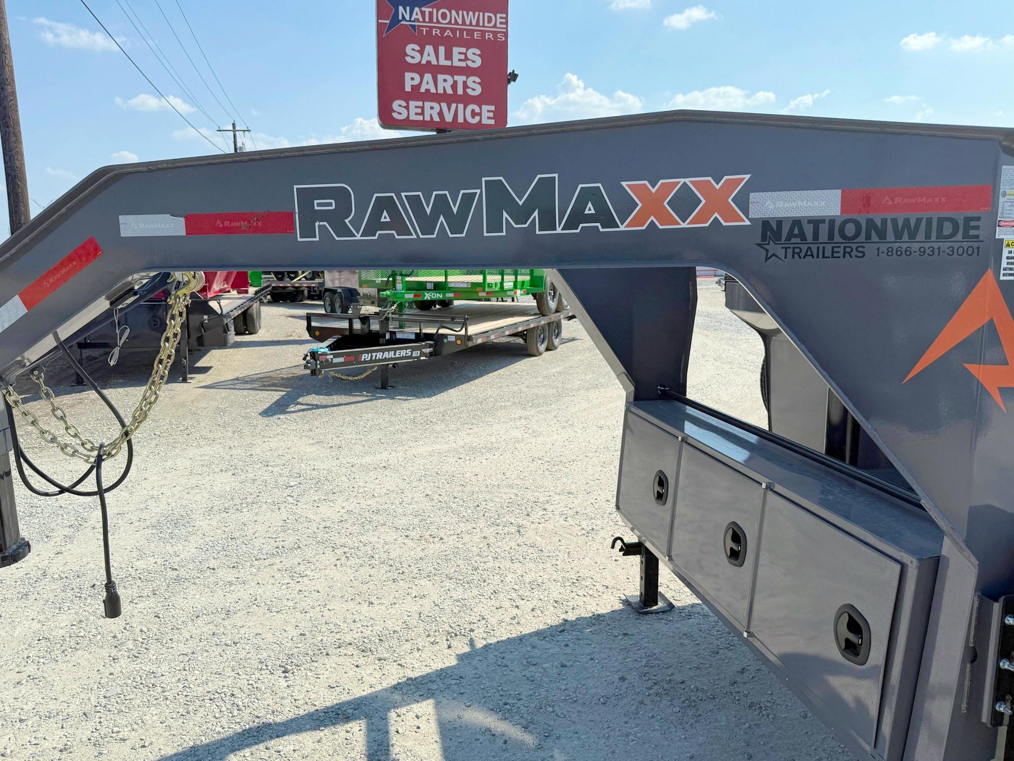 RawMaxx 16'x83" Telescopic Gooseneck Dump Trailer (LPXT GN) - Image 5