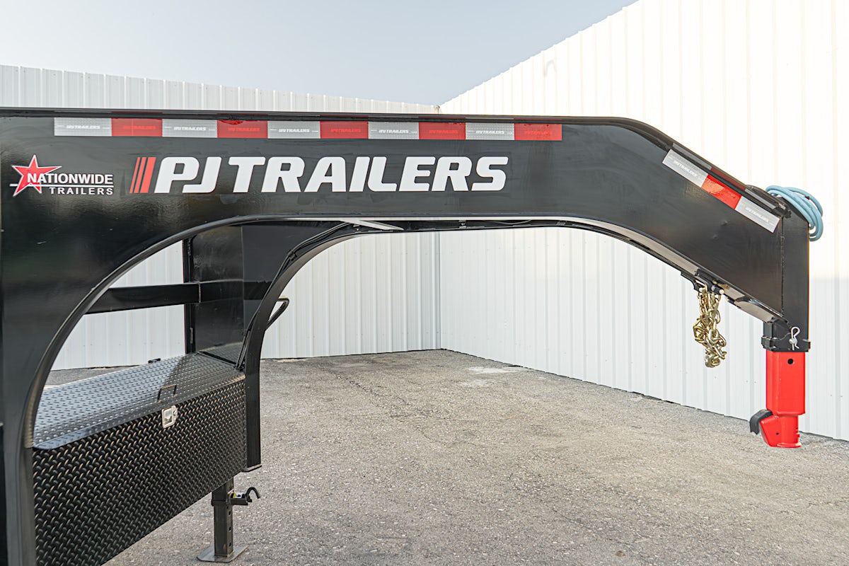PJ Trailers 28'x102" Gooseneck Low Pro Flatbed Trailer w/ Singles (LS) - Image 6