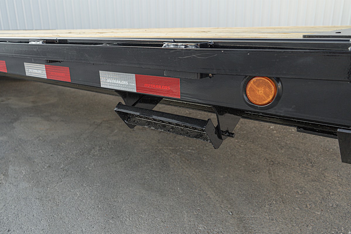 PJ Trailers 28'x102" Gooseneck Low Pro Flatbed Trailer w/ Singles (LS) - Image 11