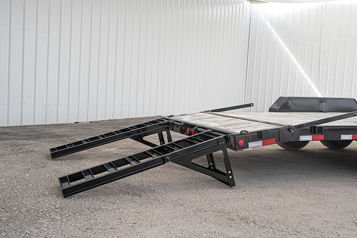 PJ Trailers 24'x83" Gooseneck 6" Channel Equipment Trailer (CC) - Image 13