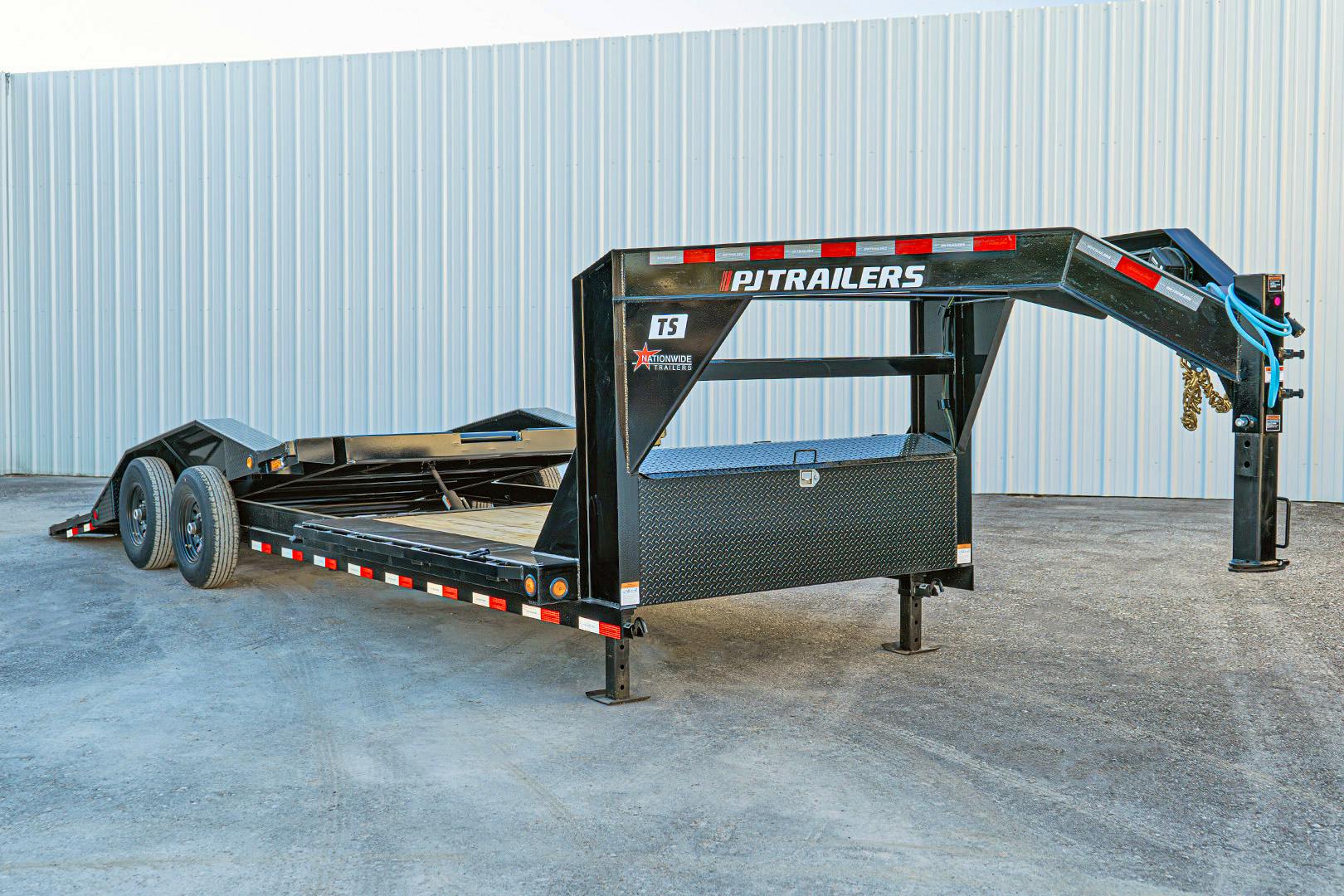 PJ Trailers 24'x102" Gooseneck 6" Channel Super-Wide Gravity Tilt Trailer (TS) - Image 3