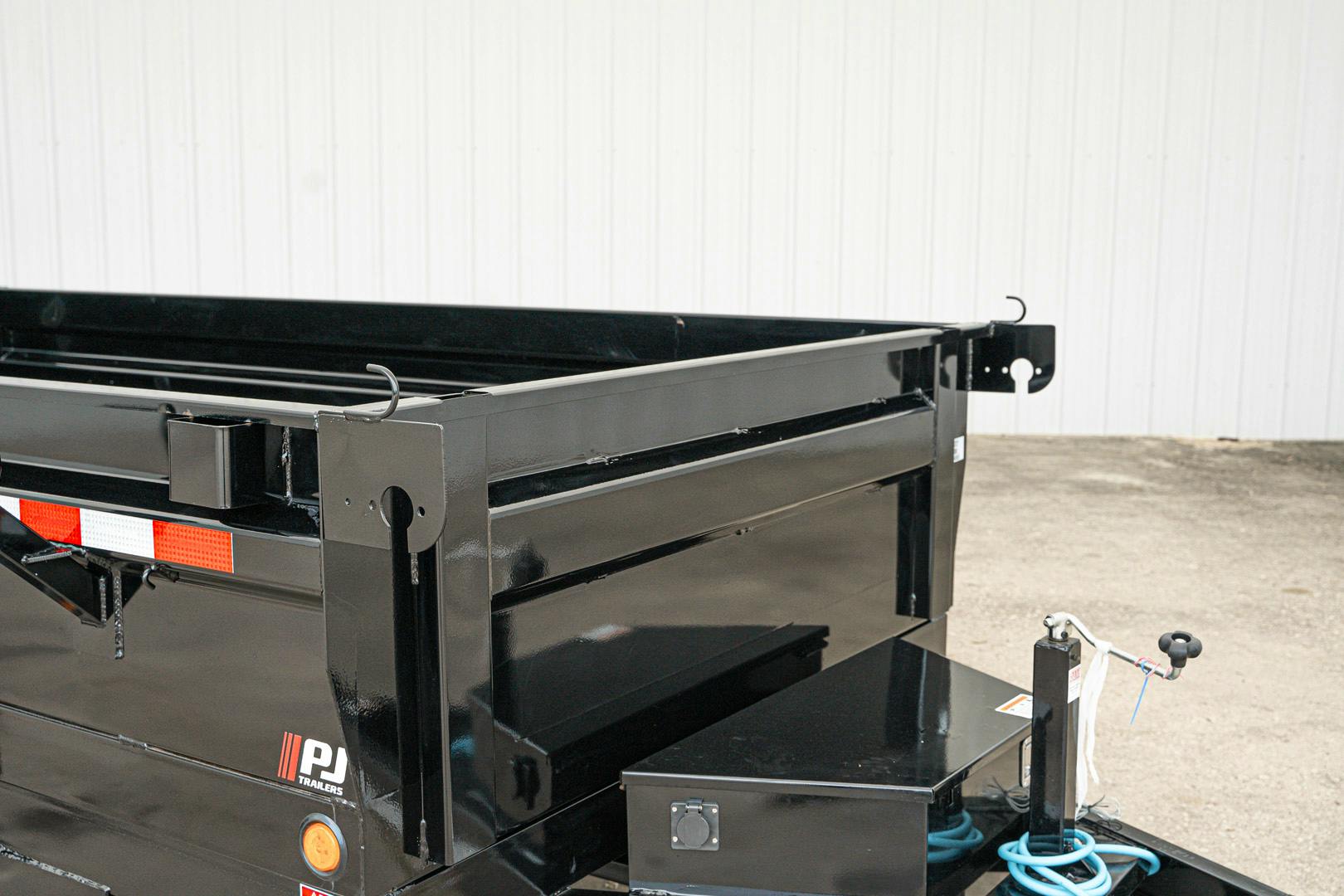 PJ Trailers 12'x72" Hydraulic Dump Trailer w/ 20" Sides (D3) - Image 11